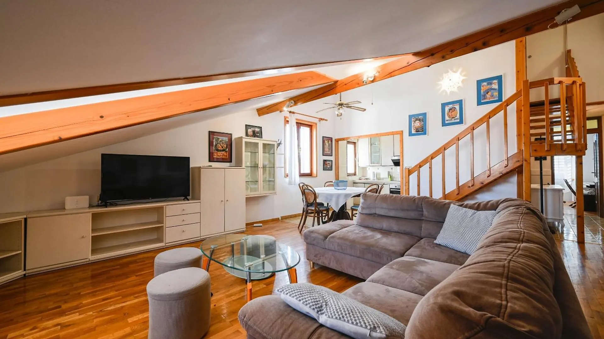 Carera 69 Apartment Ровинь 0*,